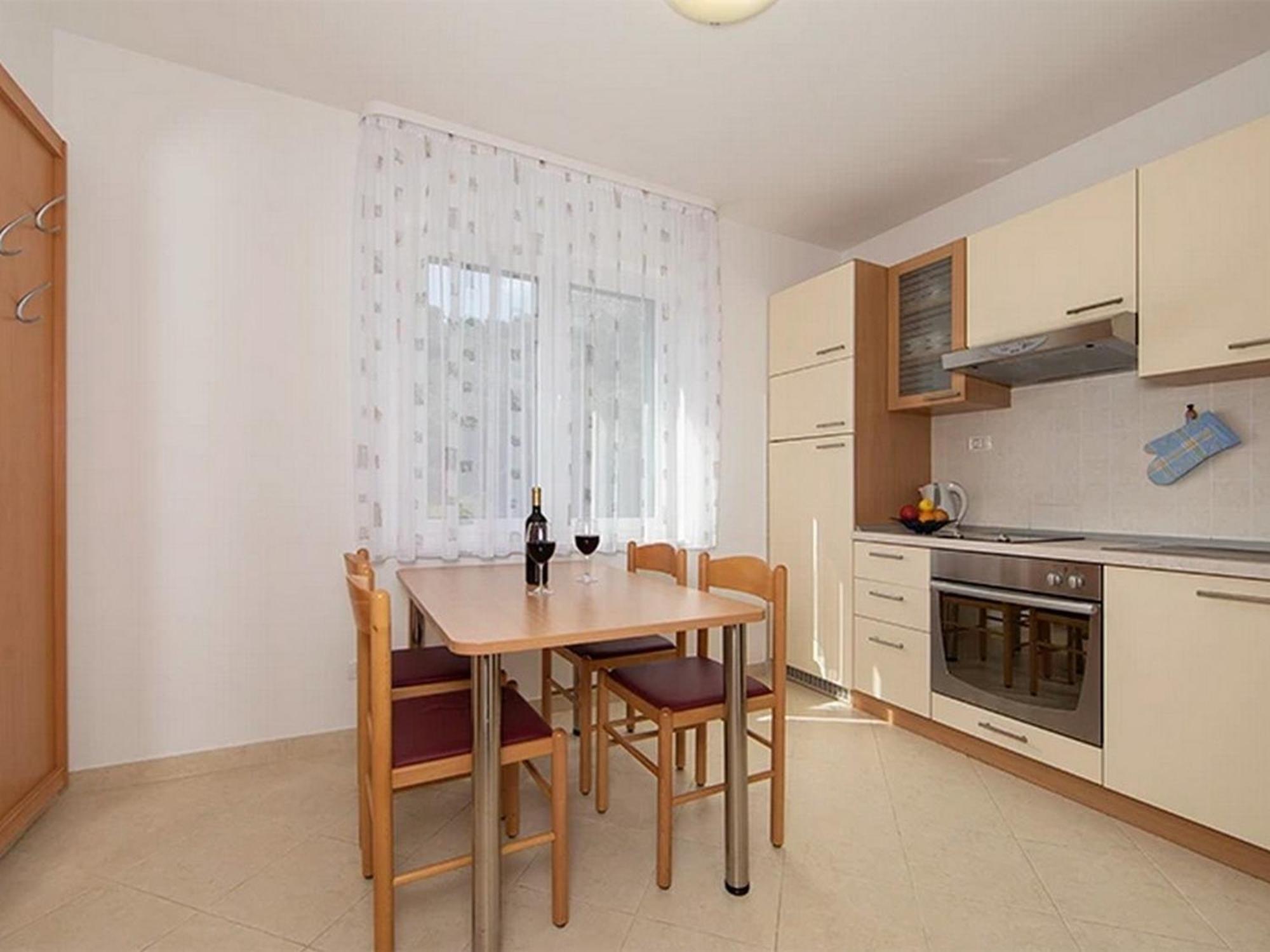 Apartments By The Sea Igrane, Makarska - 17292 Exterior photo